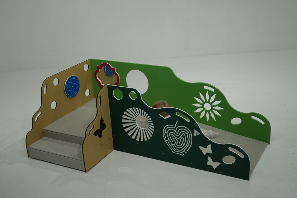 Butterfly Hill (Infant) - Image 1