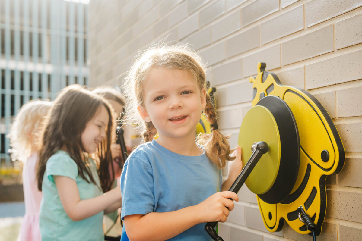 Melody Bee - Image 6