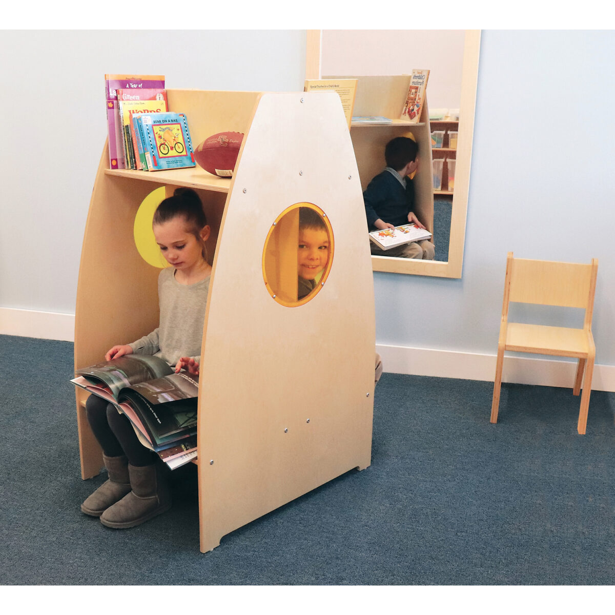 WB0209.1 Two Sided Reading Pod - Image 1