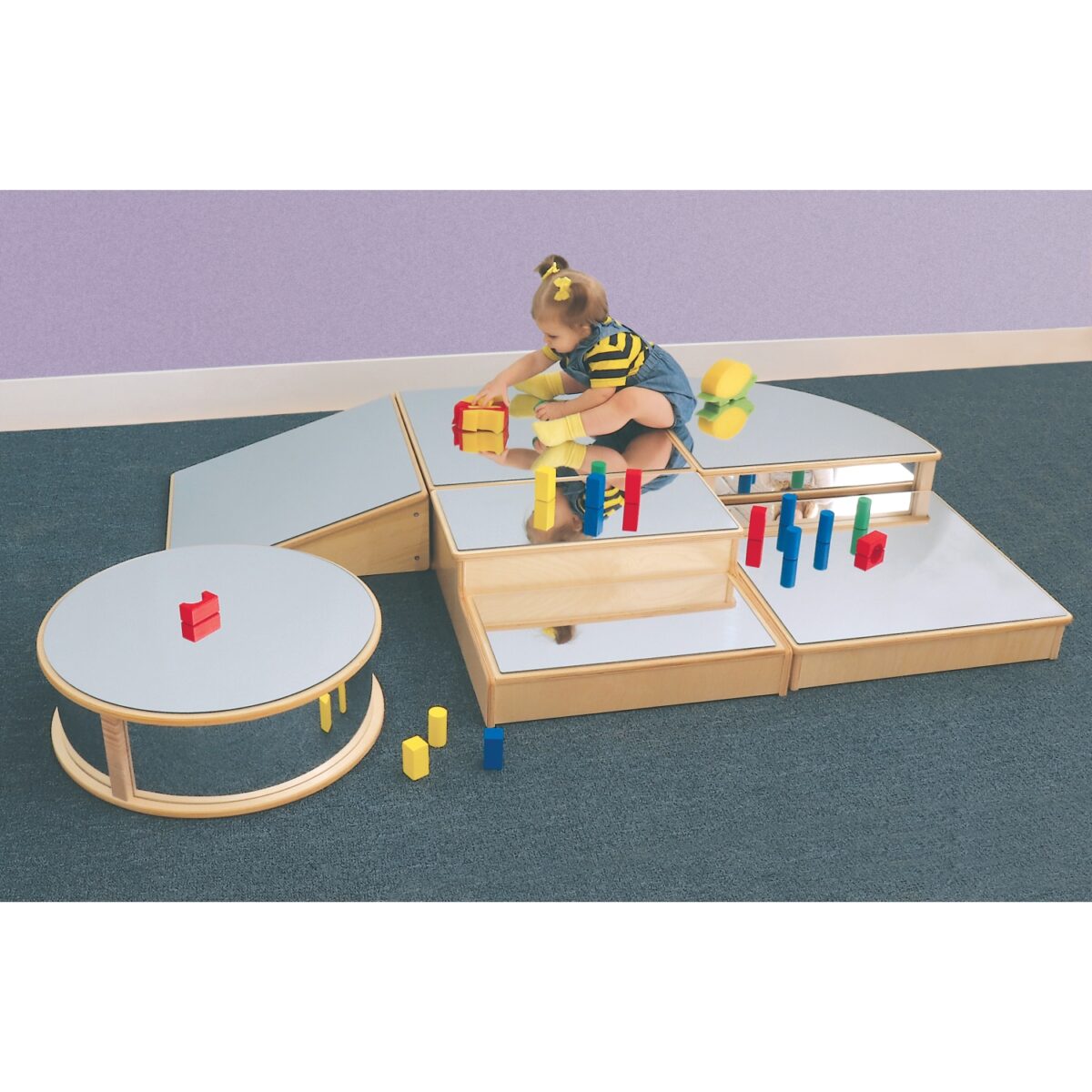WB0220.1 Infant Floor Mirror Set - Image 1