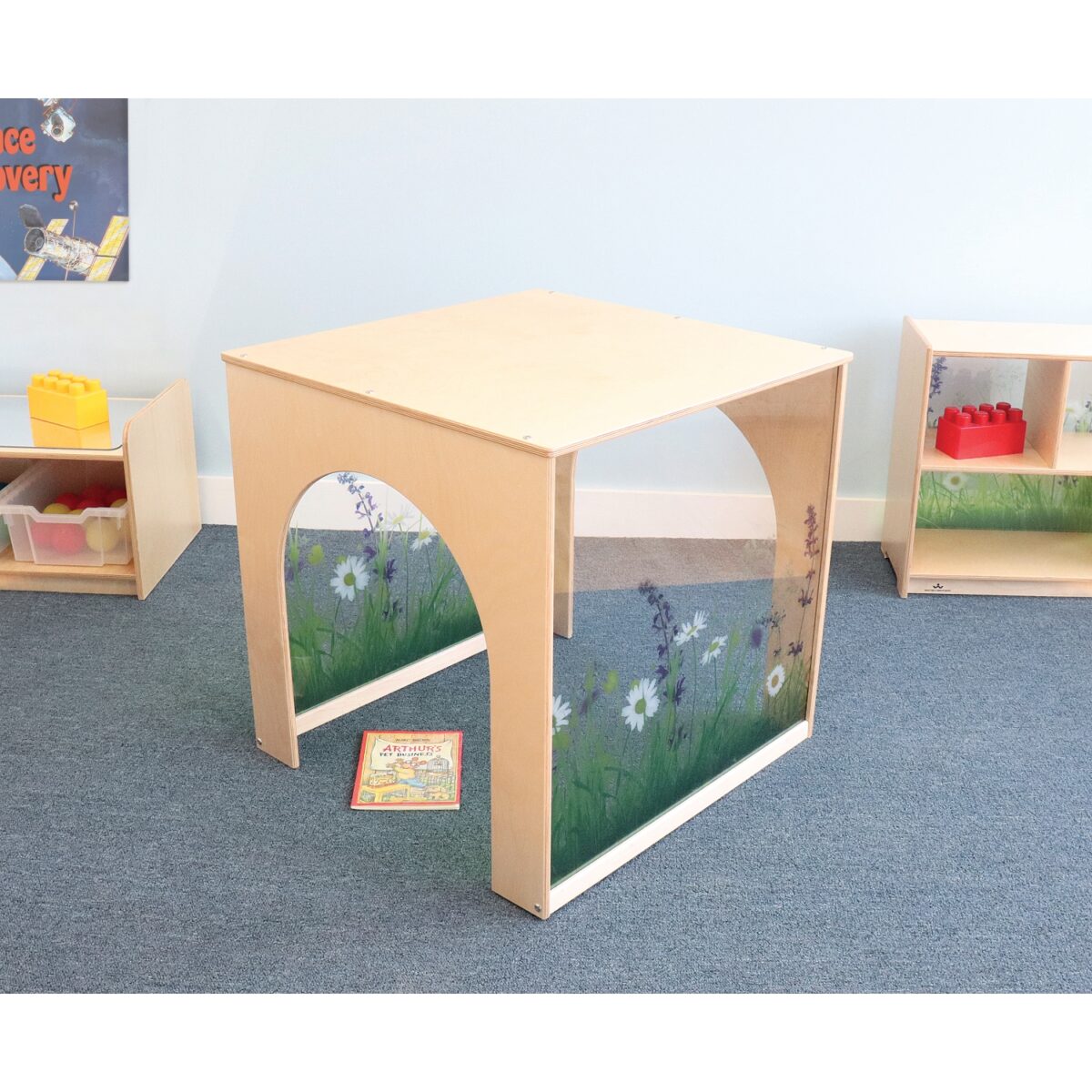 WB0442.1 Nature View Play House Cube - Image 1