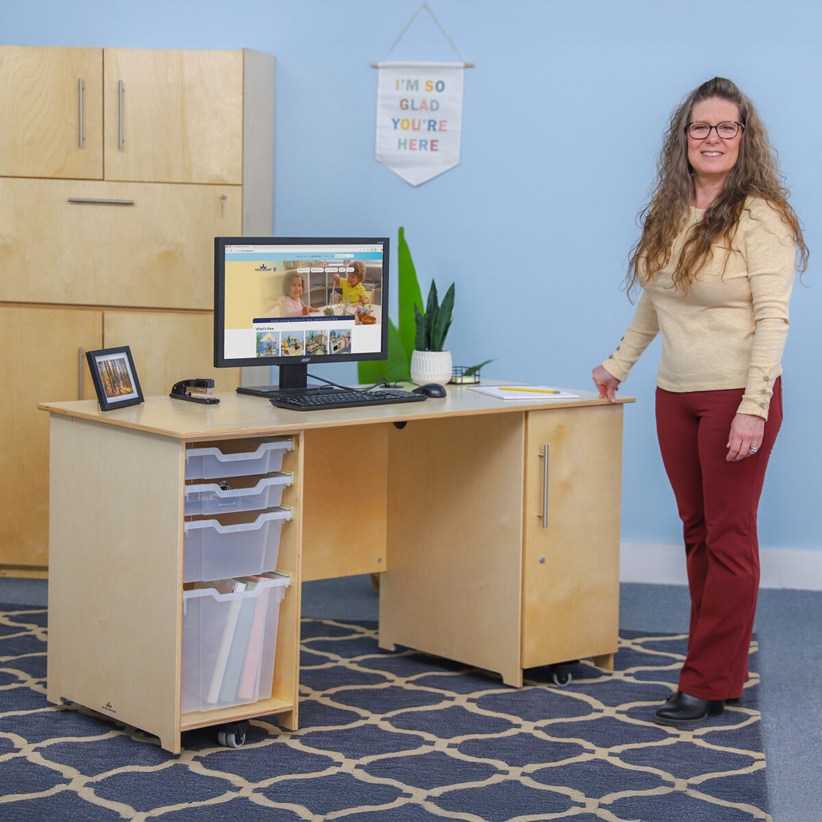 Teachers Desk With Trays And Locking Door - Image 1