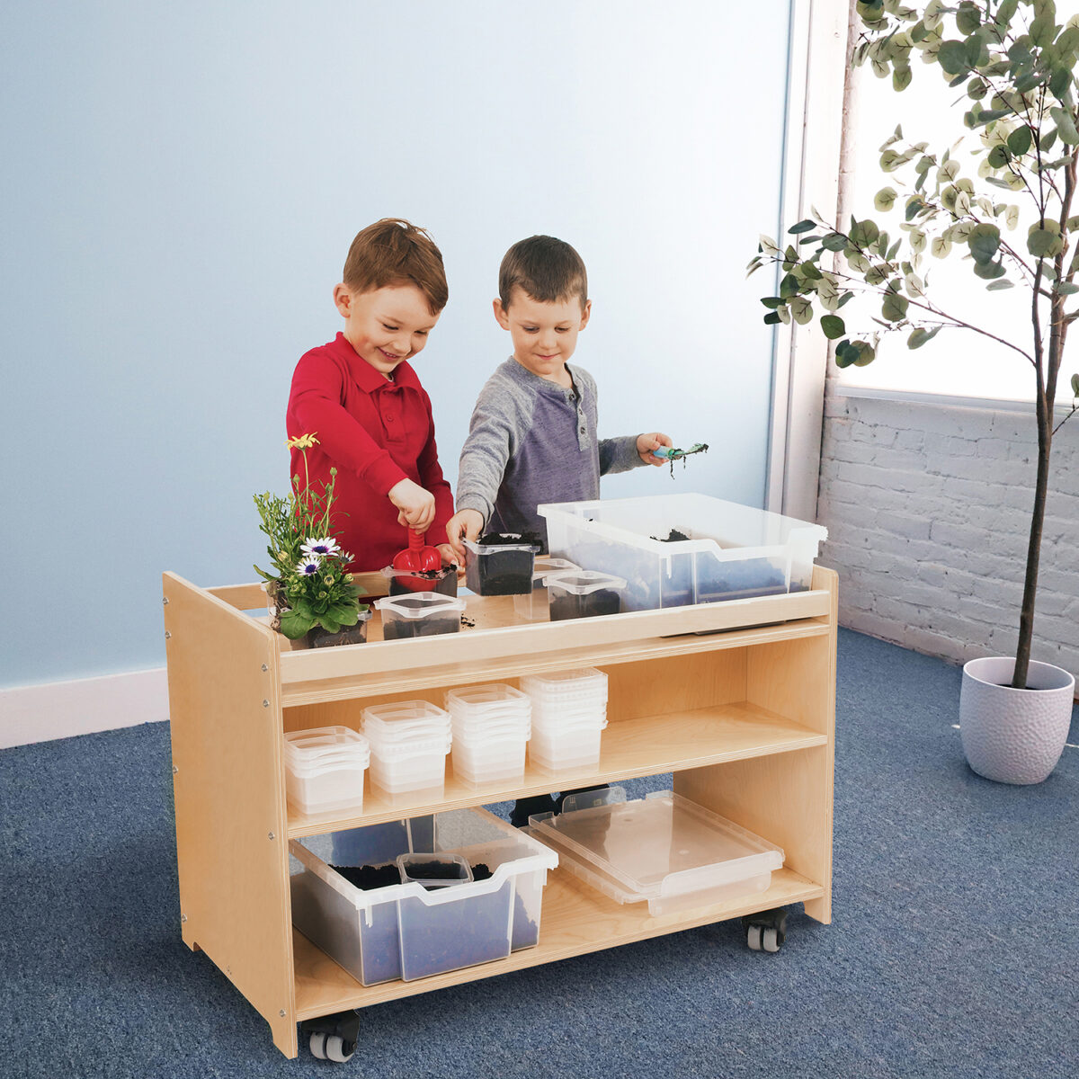 Mobile Garden Center - Image 1