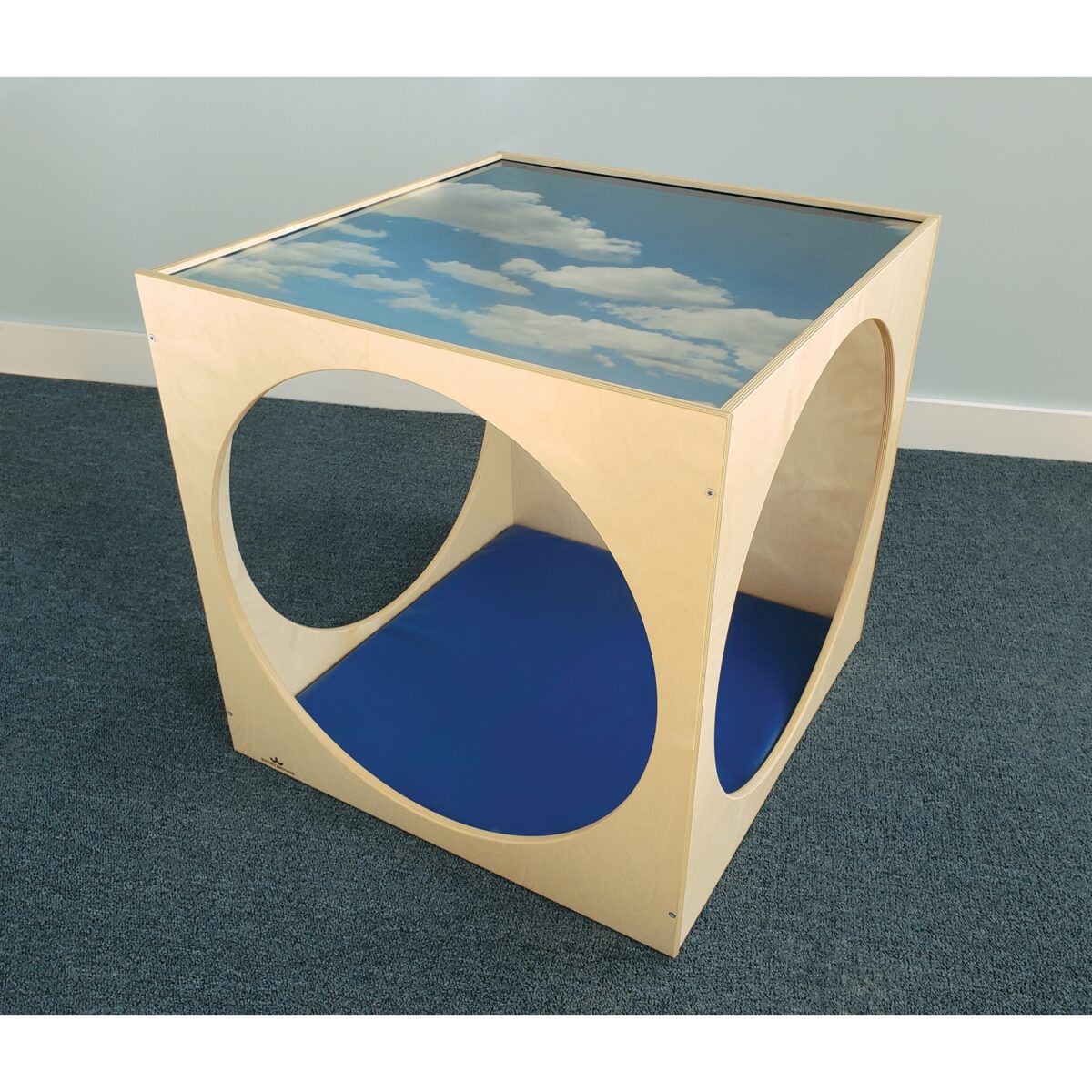 WB2122.1 Acrylic Sky Top Playhouse Cube With Floor Mat - Image 1