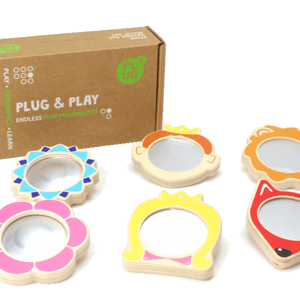 Plug It "Mirror Set", Wall Toy